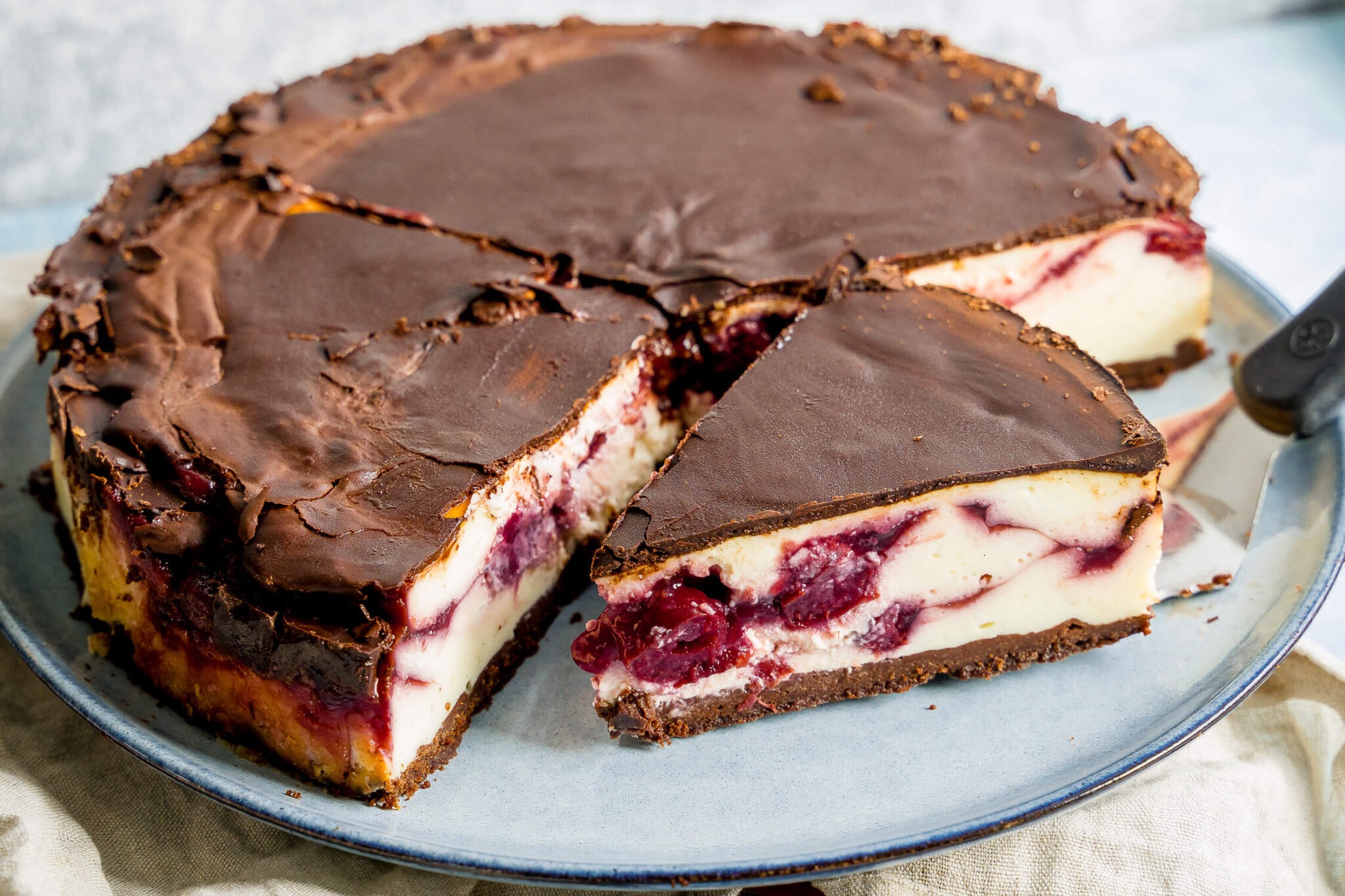 Schwarzwälder Käsekuchen - cremig und mega lecker - Einfach Malene