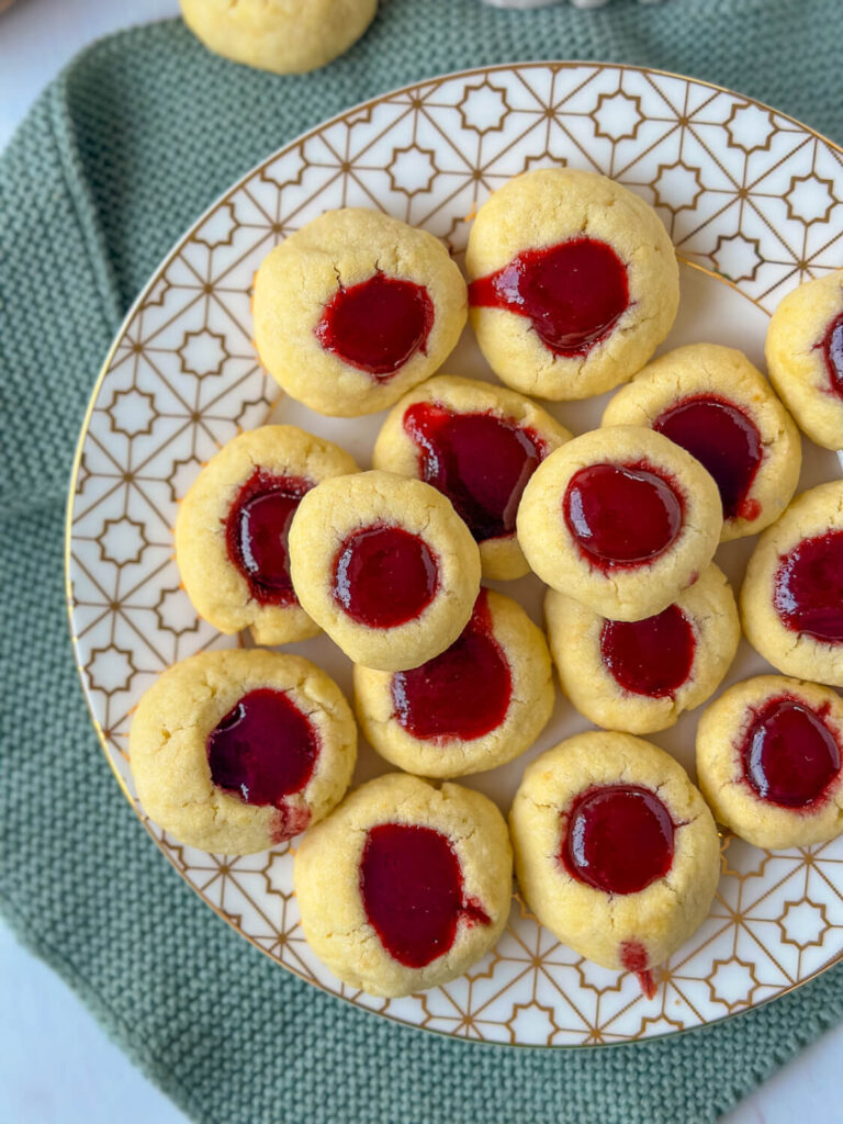 Husarenkrapfen - Plätzchen mit Marmelade