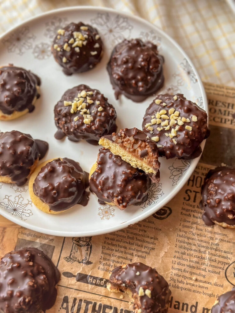 Rocher-Plätzchen mit Mandeln