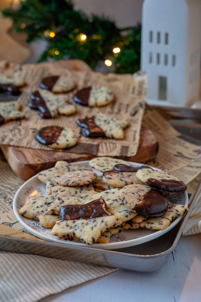 Stracciatella Plätzchen mit Mürbeteig