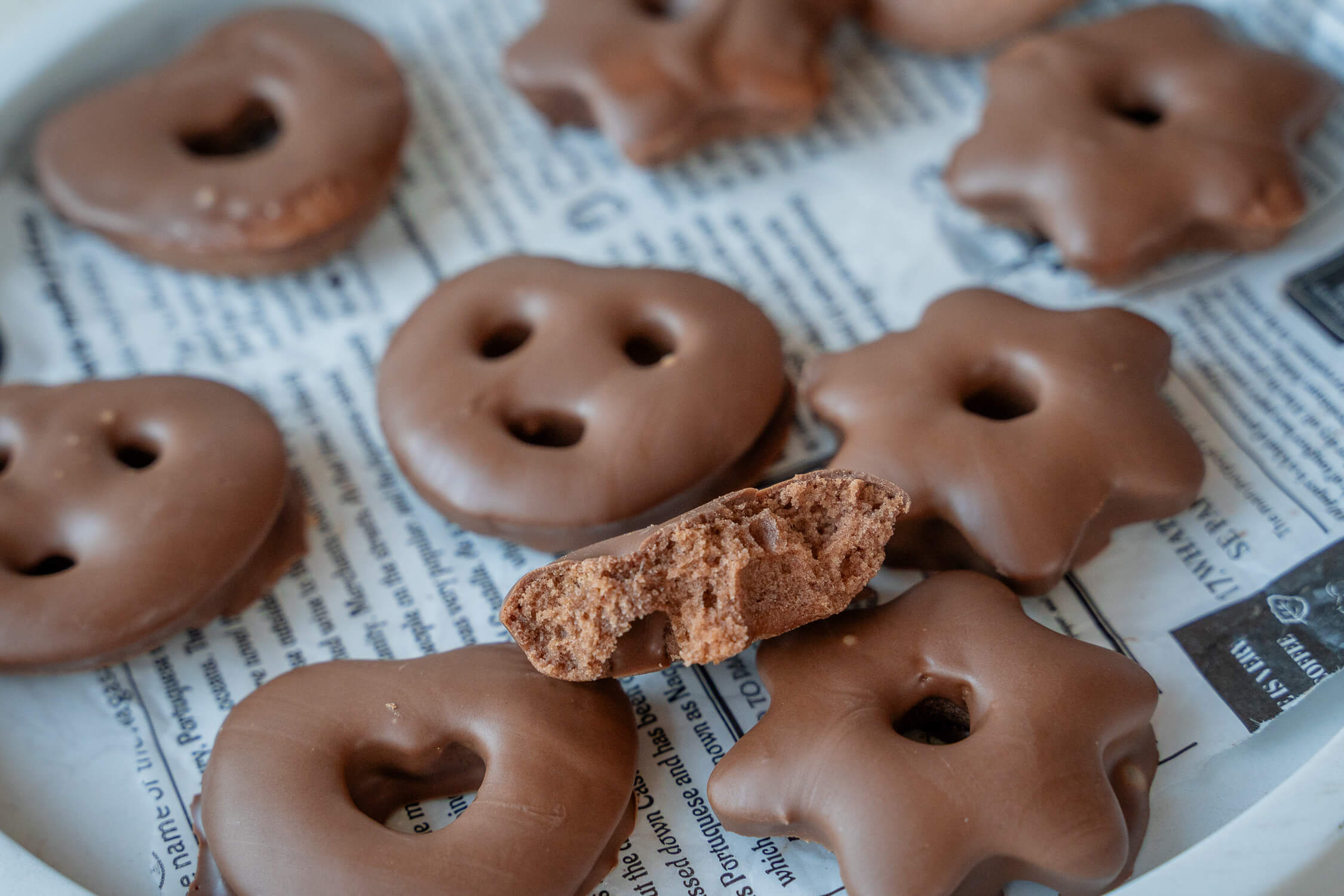 Weiche Lebkuchen in Schokolade